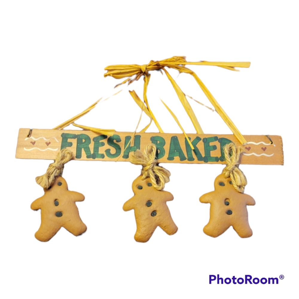 Fresh Baked Gingerbread Ceremic Wall Art